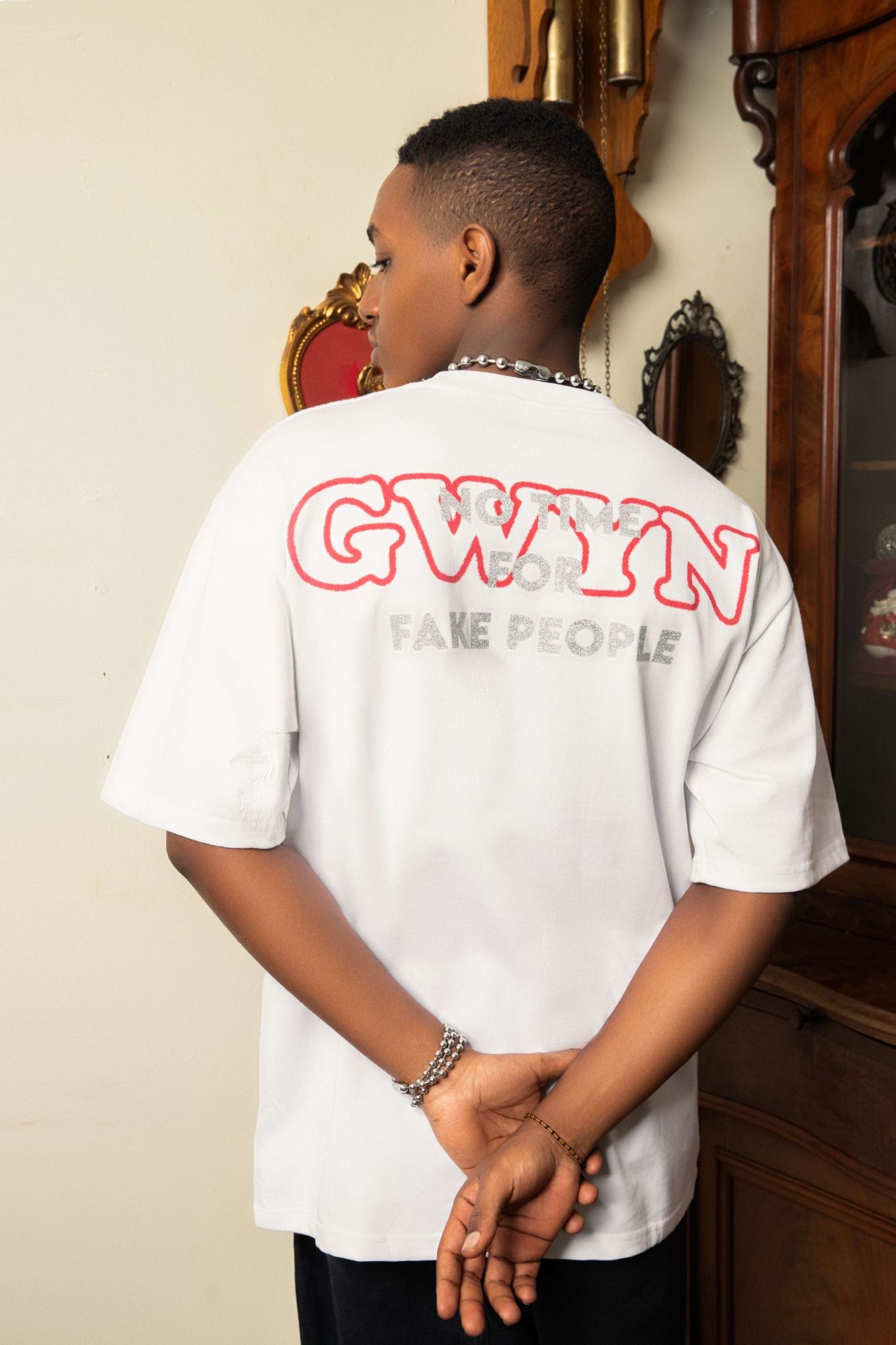 GWYN LIPS BABY T-SHIRT/ WHITE