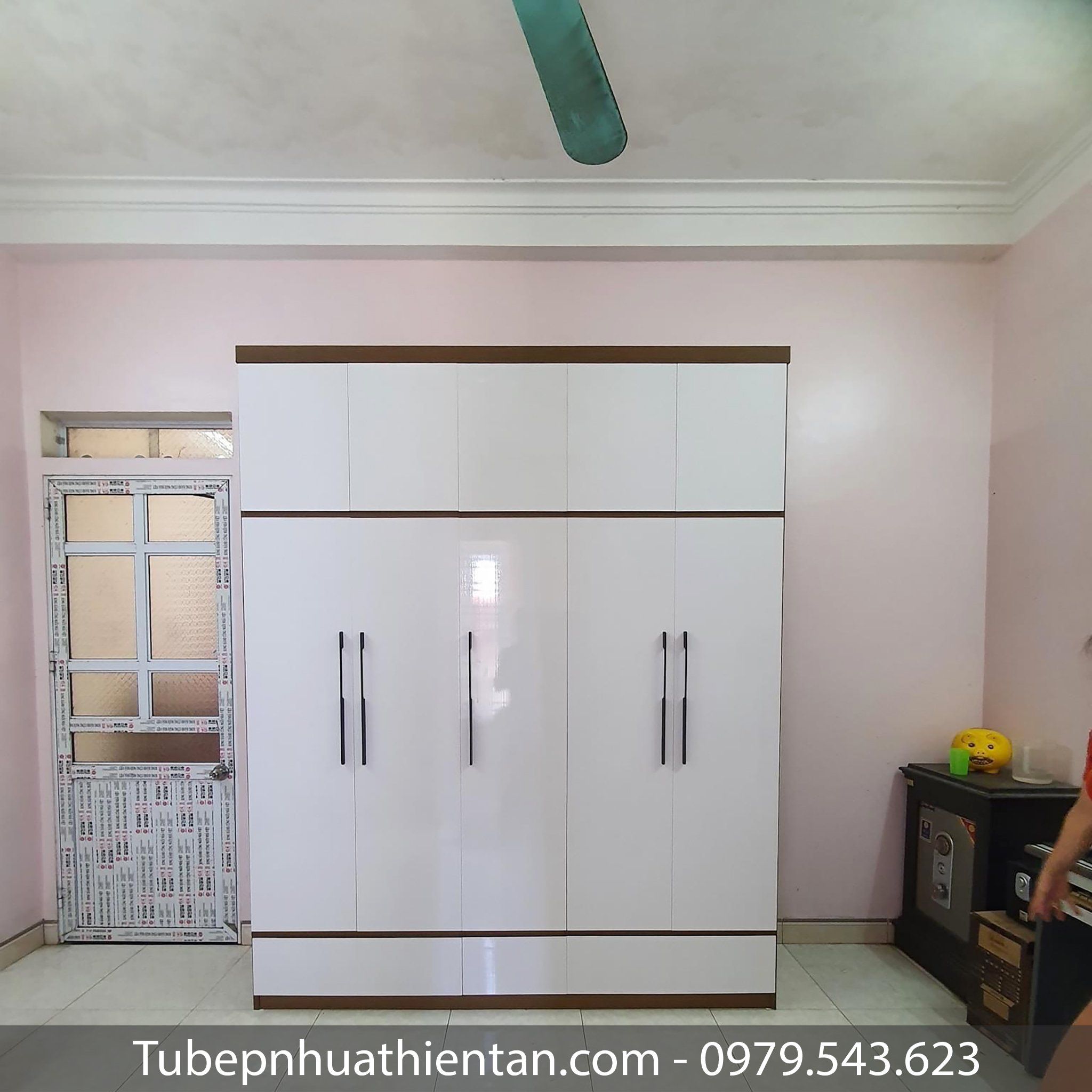 Tủ quần áo TNME0032