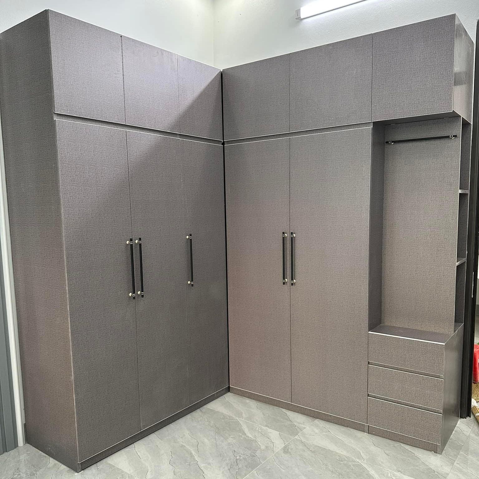 Tủ quần áo TNME074