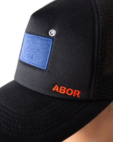 ABOR® SIGNATURE BLACK TRUCKER HAT
