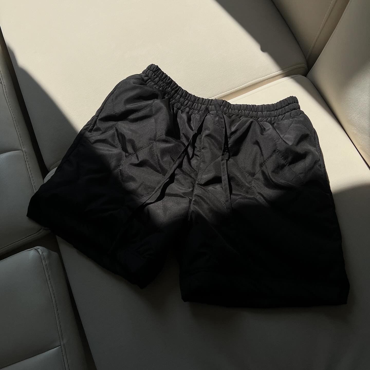 Puffer Relax Shorts - Black