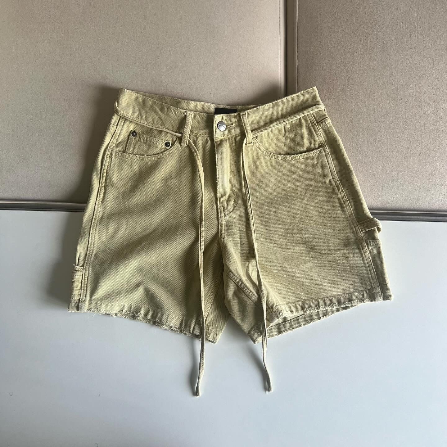 Carpenter Wide Leg Denim Shorts - Beige