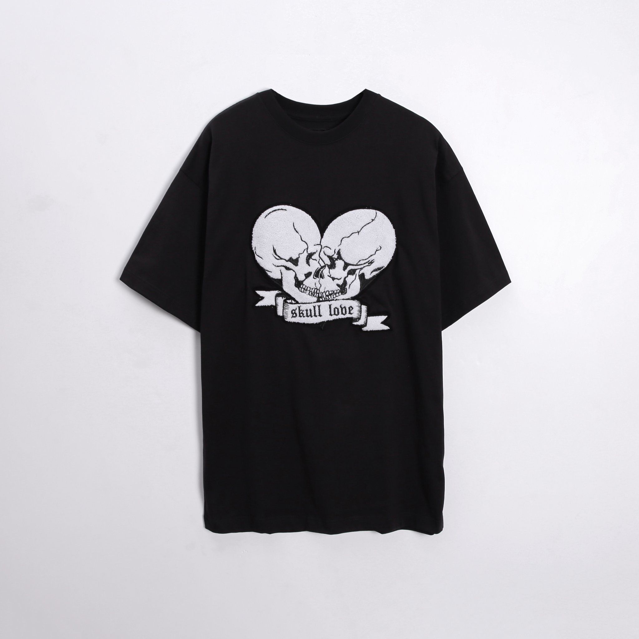 Skull Love Embroidery TShirt - Black