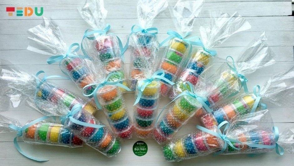 Combo Quà tặng nhí - Loại hủ 70gr bột nặn an toàn TEDU