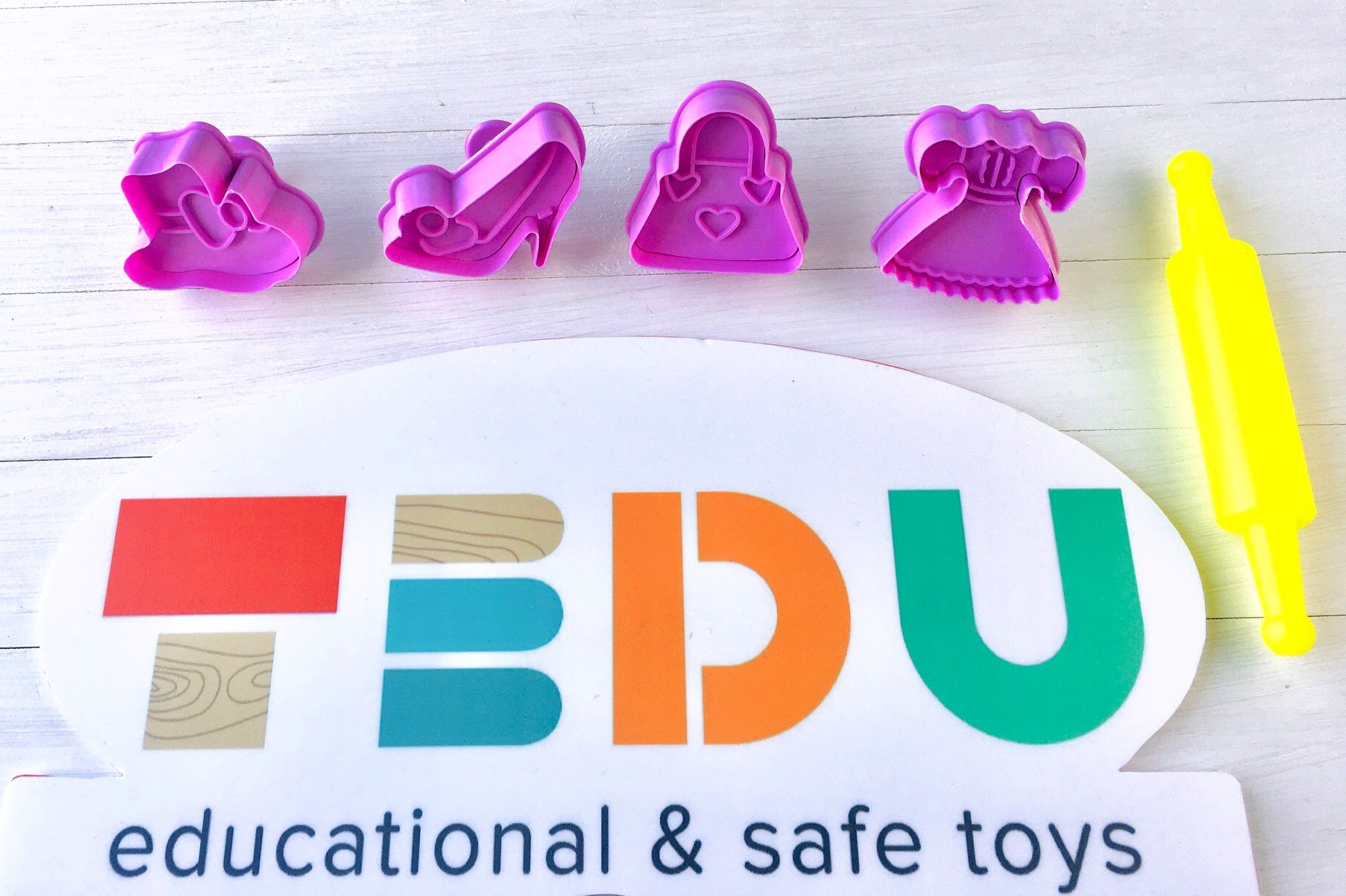 Khuôn Cô gái sành điệu lò xo chơi kèm bột nặn an toàn TEDU