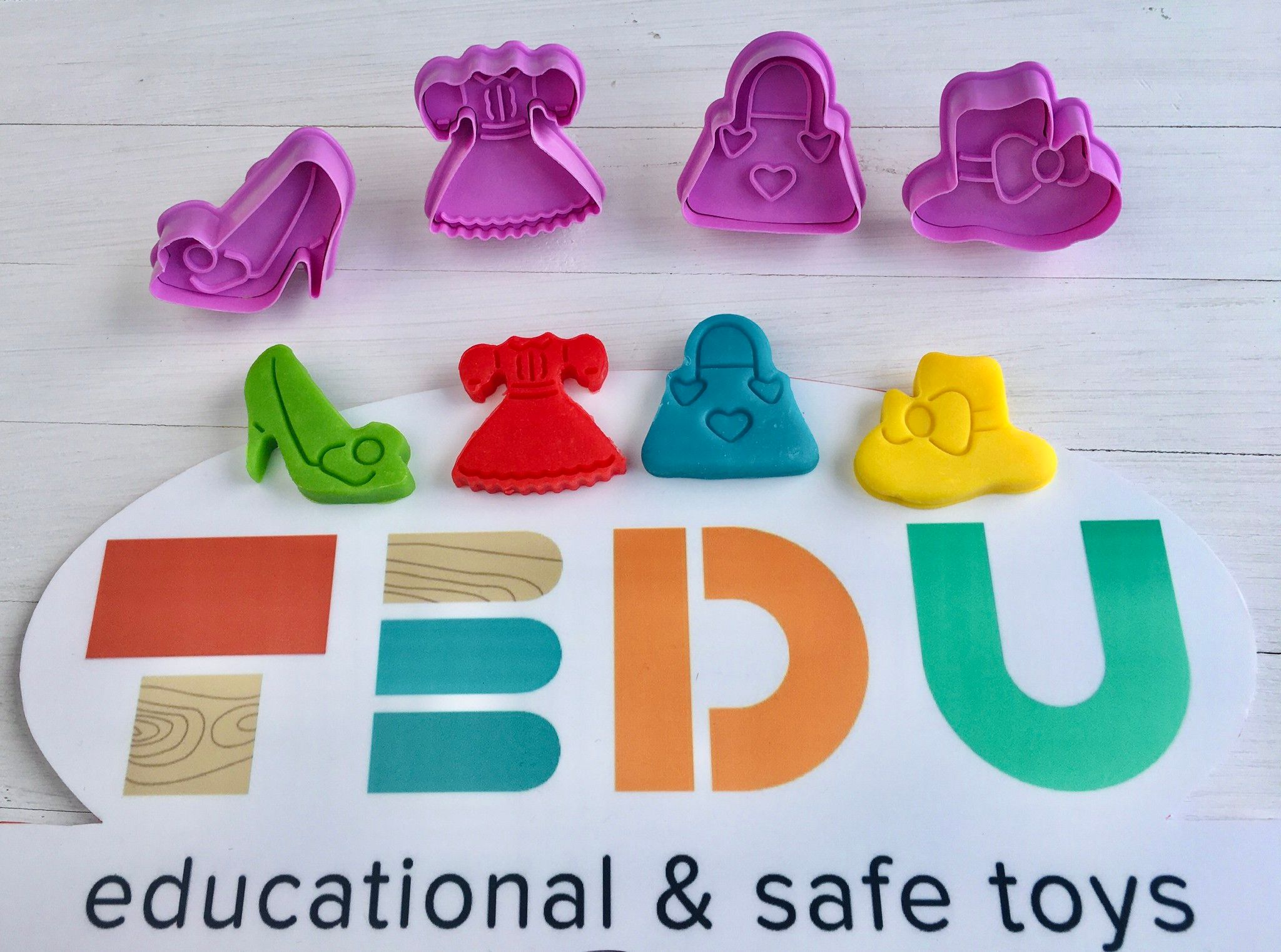 Khuôn Cô gái sành điệu lò xo chơi kèm bột nặn an toàn TEDU