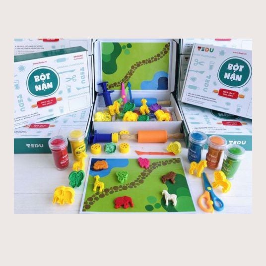 295-10 Trong vườn bé thấy gì? - Combo quà tặng Bột nặn an toàn TEDU