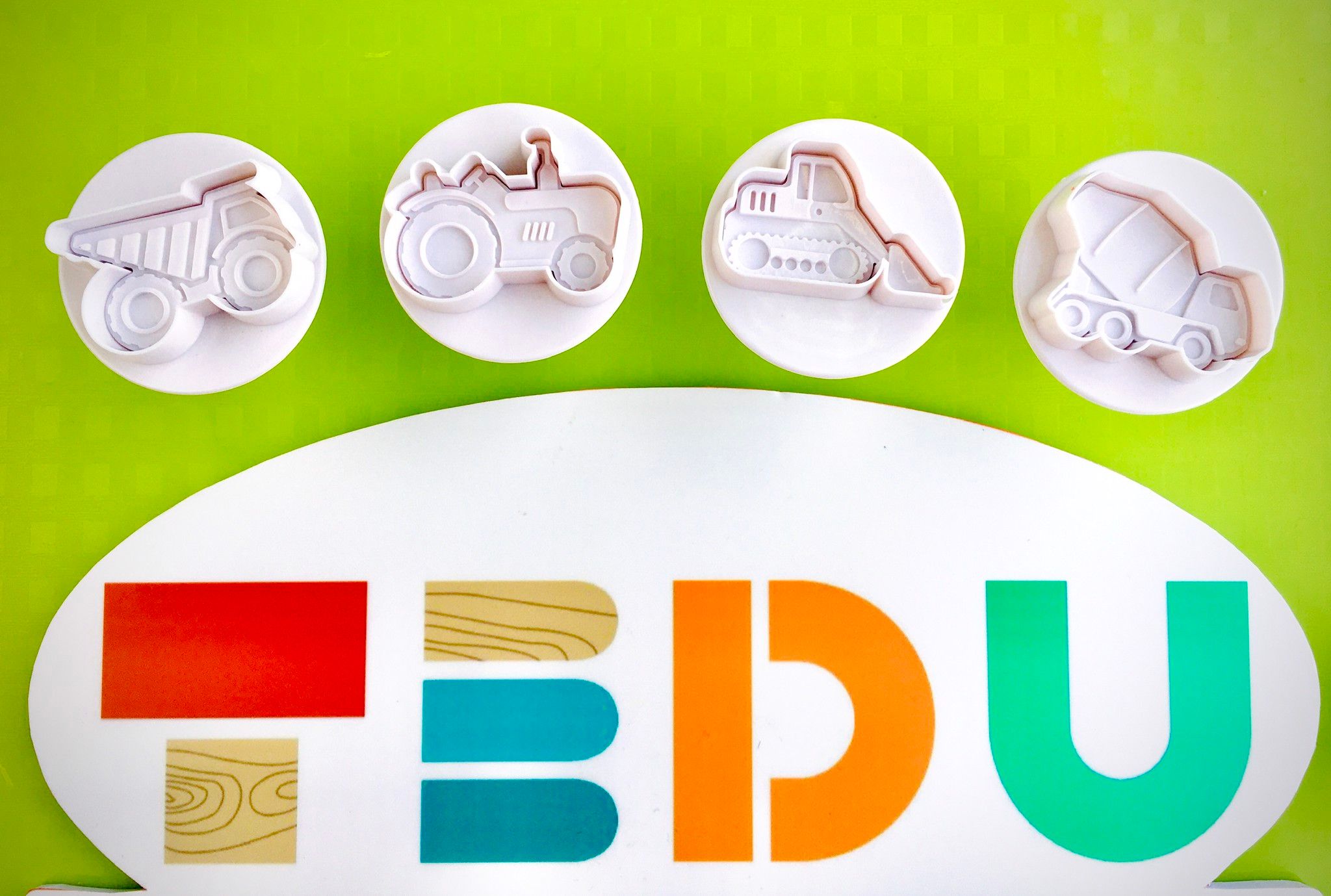 Khuôn Công nông lò xo chơi kèm bột nặn an toàn TEDU
