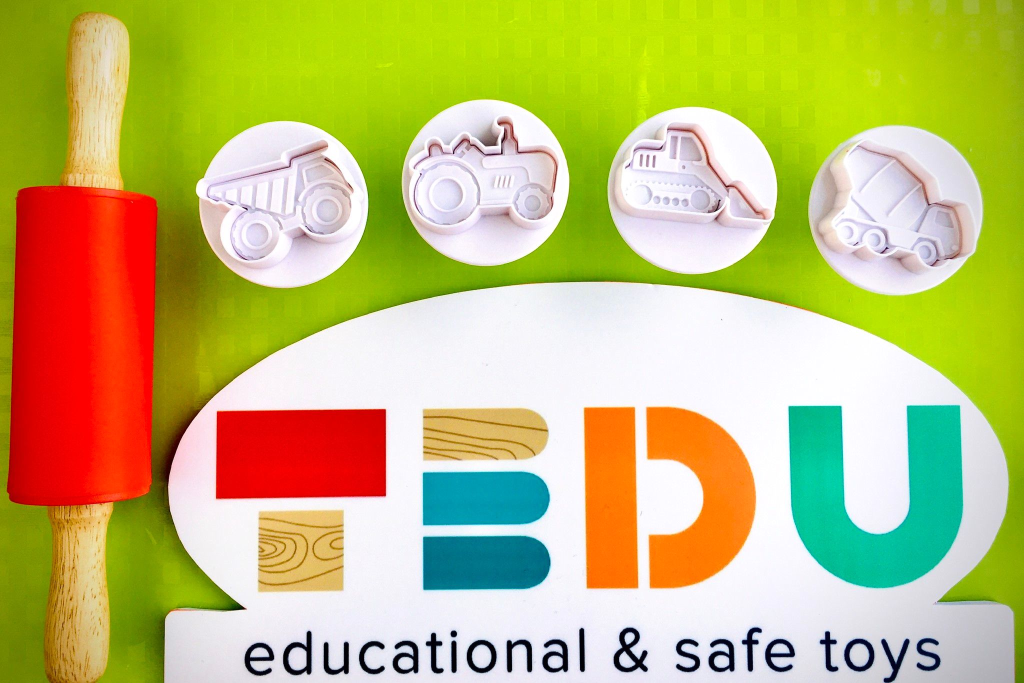Khuôn Công nông lò xo chơi kèm bột nặn an toàn TEDU