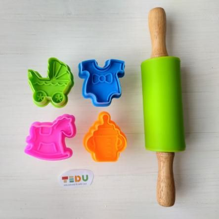 Khuôn Đồ dùng em bé lò xo chơi kèm bột nặn an toàn TEDU
