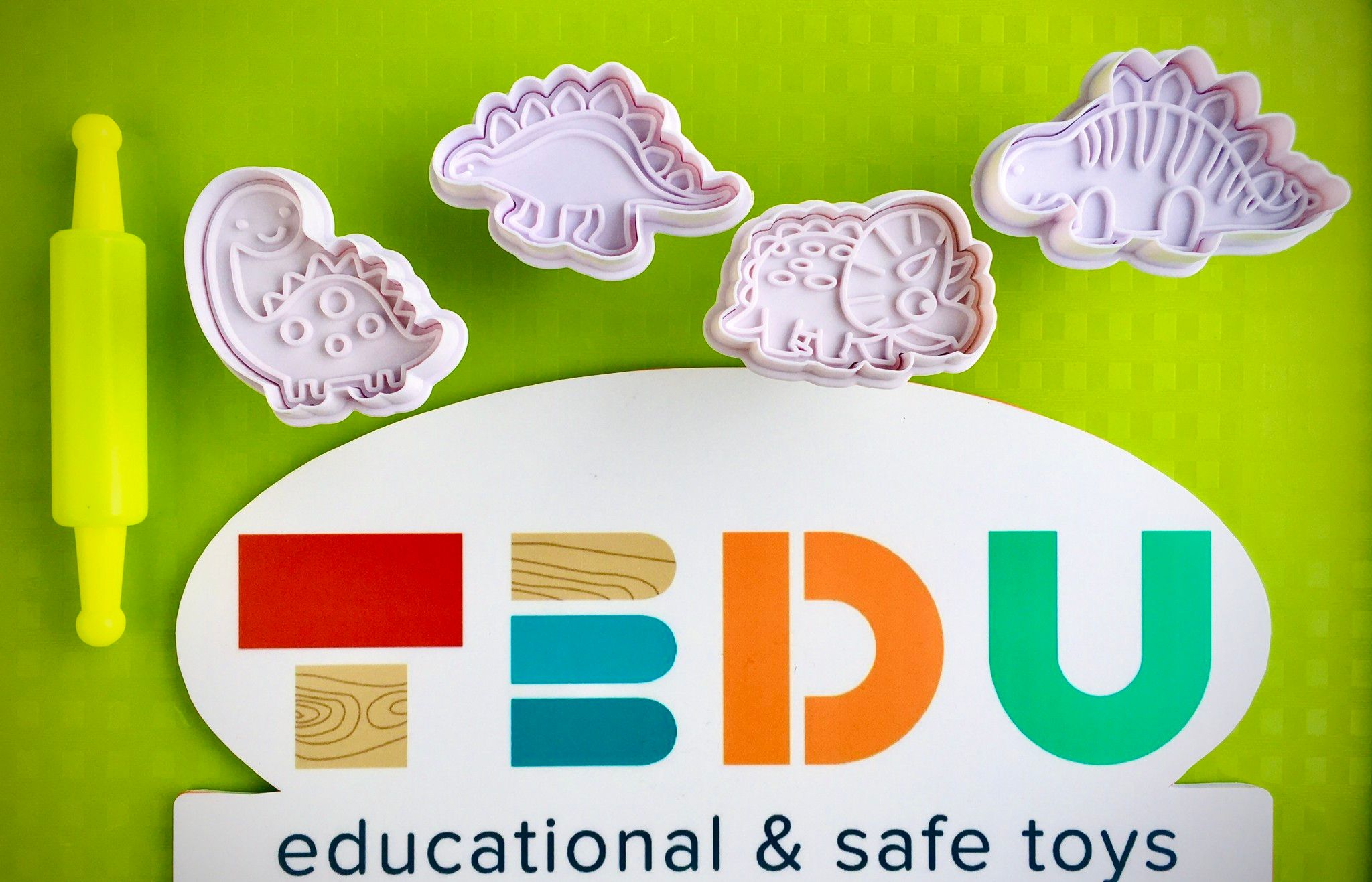 Khuôn Khủng long vây kiếm chơi kèm bột nặn an toàn TEDU
