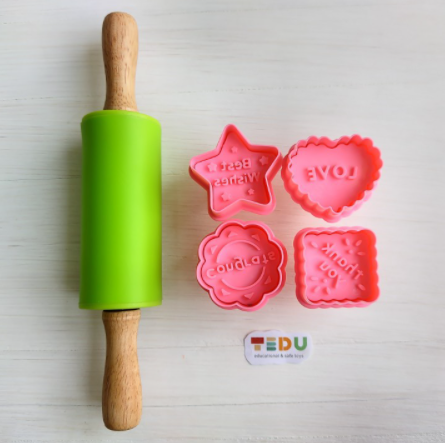 Khuôn Cookie love lò xo chơi kèm bột nặn an toàn TEDU
