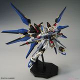 MGEX 1/100 Strike Freedom Gundam