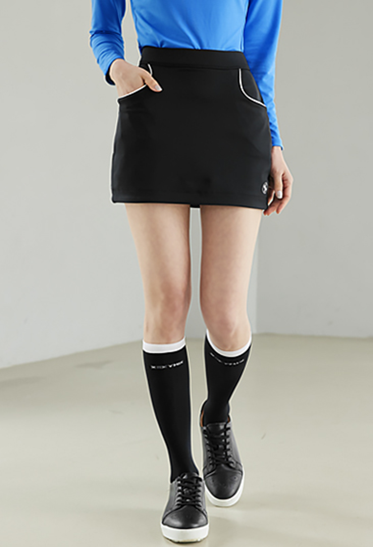  GAB221O_2 Colors Field Logo Knee Socks 