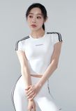  XT4313F_Áo tay ngắn crop top sọc kẻ trắng hai bên 