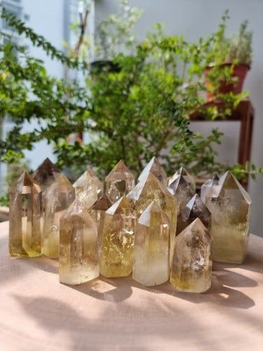 Trụ đá Citrine Quartz (gr) Trụ đá Thạch anh Vàng