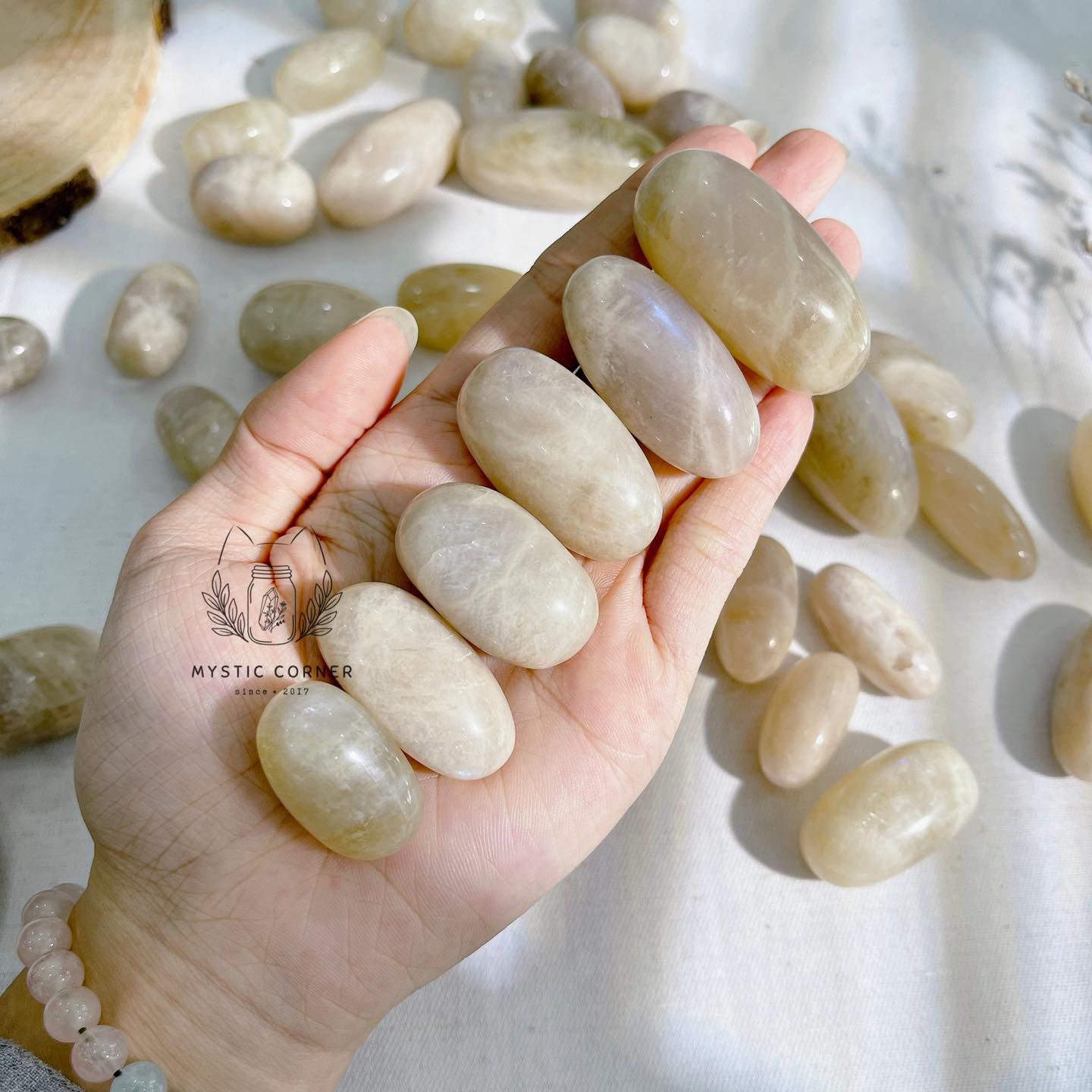 Tumbled Moonstone(gr) Viên Đá Mặt Trăng