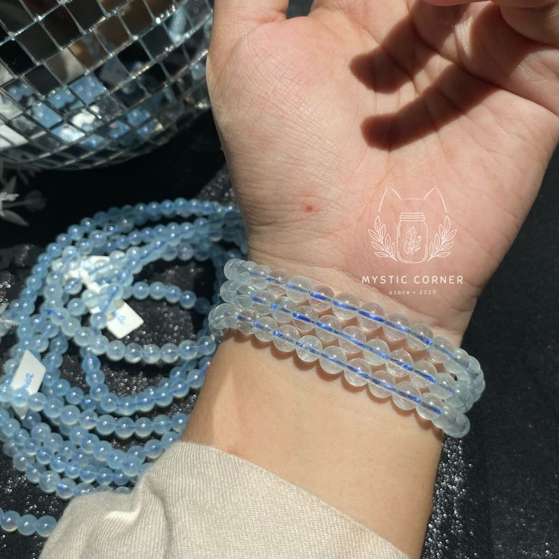 Vòng tay chuỗi hạt phong thuỷ đá Aquamarine loại trong đẹp (Ngọc Xanh Biển) tự nhiên
