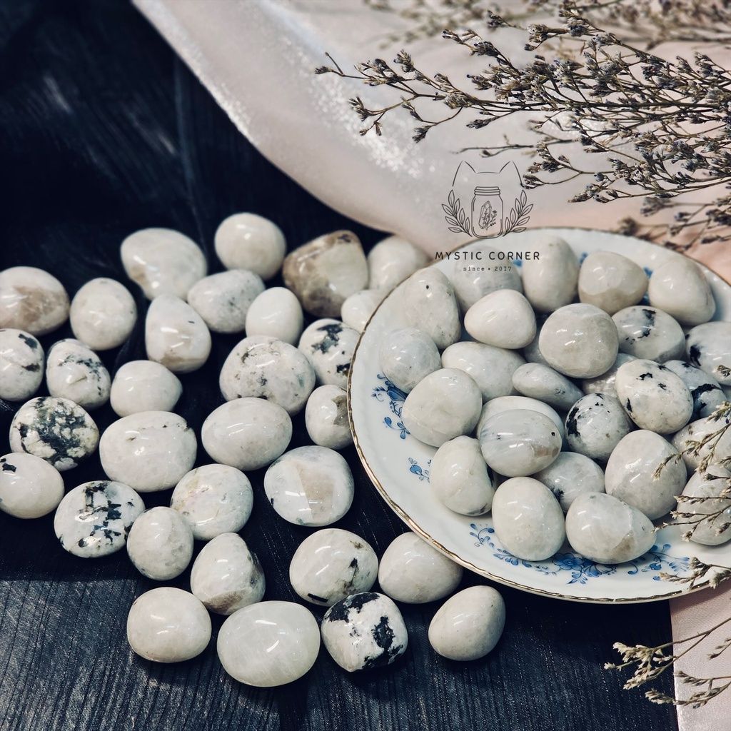 Tumbled Rainbow Moonstone (Đá Mặt Trăng cầu vồng), đá thạch anh, đá thanh tẩy, phong thuỷ, reiki