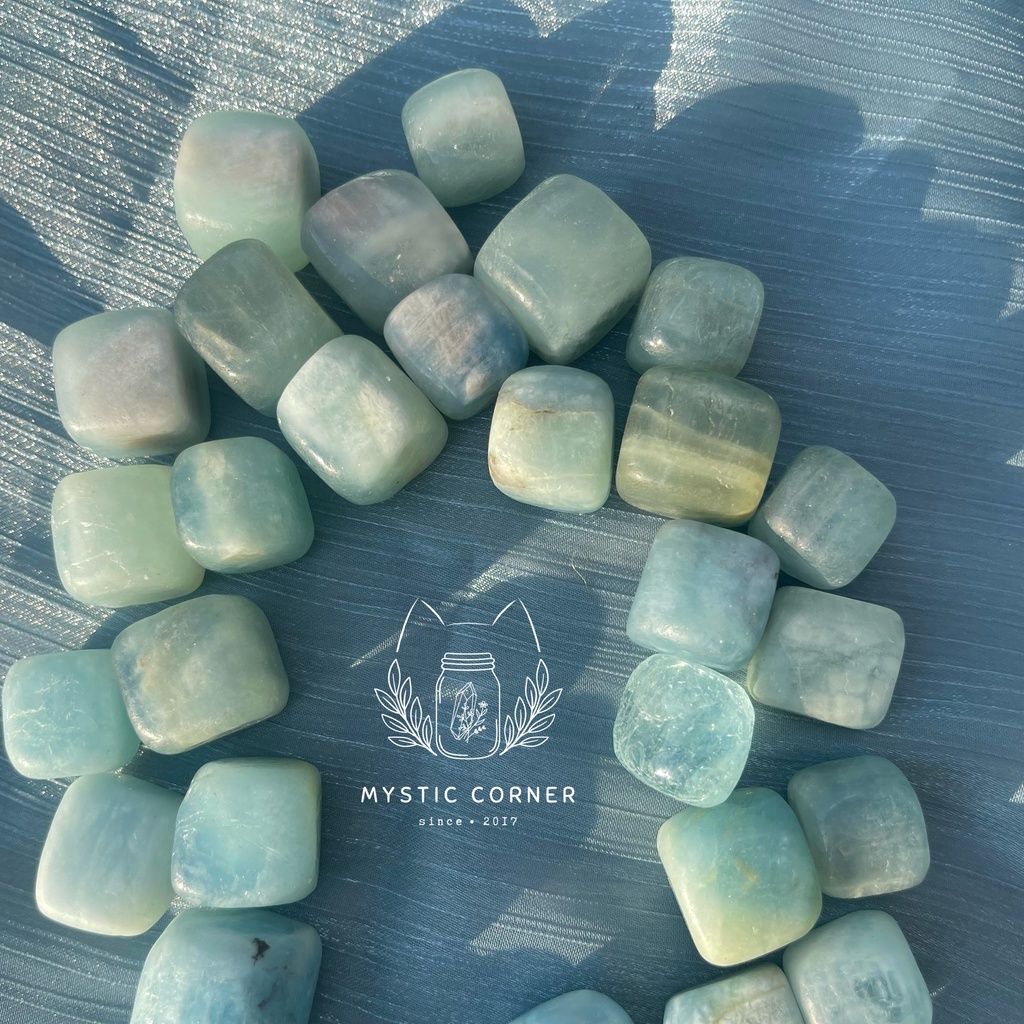 Viên đá Aquamarine (Ngọc Xanh Biển), đá thanh tẩy, đá phong thủy dùng trong Tarot, Reiki, thiền định