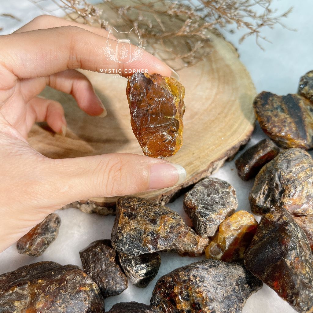 Hổ Phách Thô tự nhiên chưa qua chế tác, xử lý