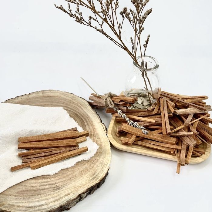 Gỗ đàn hương (Saldawood) thanh tẩy không gian, xông nhà, dùng trong phong thủy, bài Tarot, Reiki, healing, thiền định