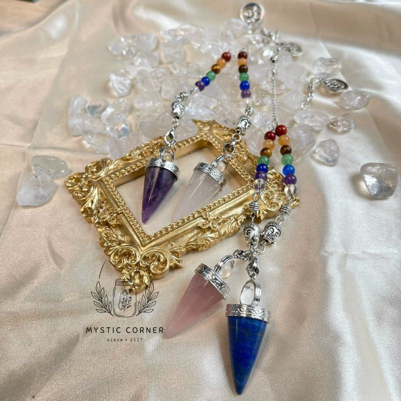 Con lắc cảm xạ đá Lapis Lazuli dây 7 luân xa charm Buddha, Om