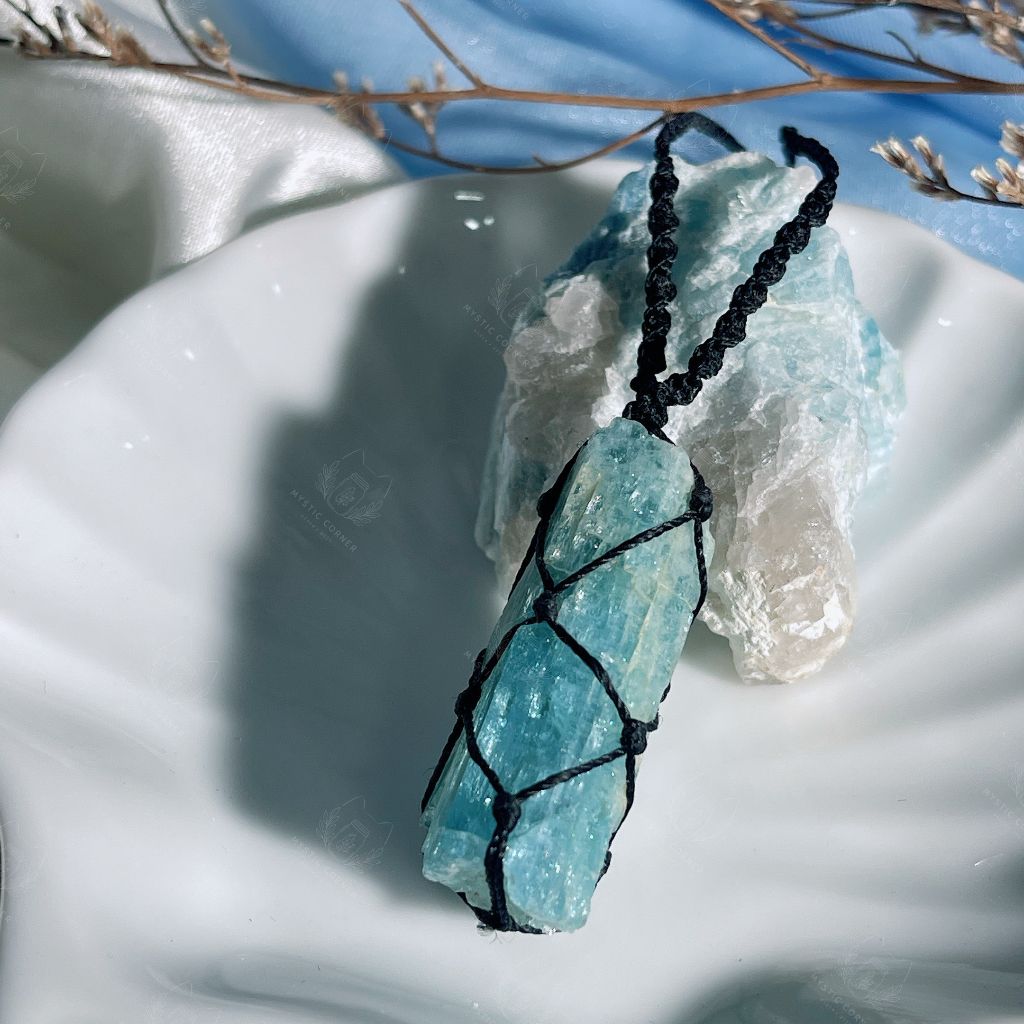 Vòng cổ, vòng tay đan macrame đá thô Aquamarine, dây chuyền đá phong thuỷ hỗ trợ sự tự tin, giao tiếp, luân xa 5
