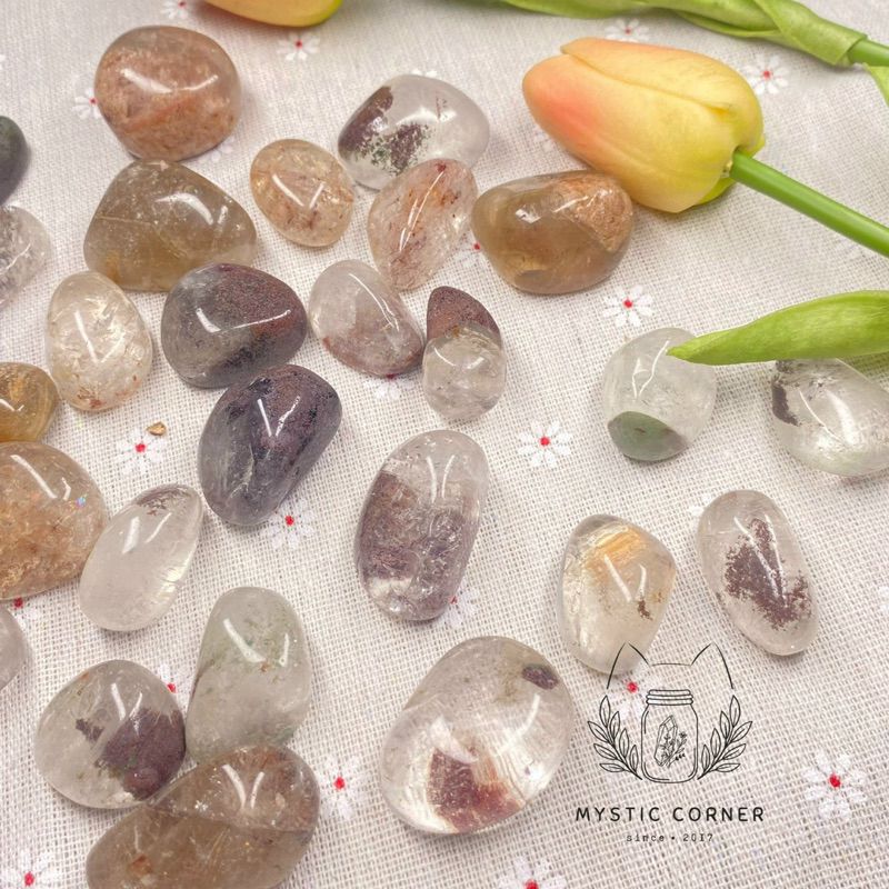 Viên Thạch anh Ưu Linh (Ghost Quartz/ Garden Quartz), đá thanh tẩy, đá phong thuỷ
