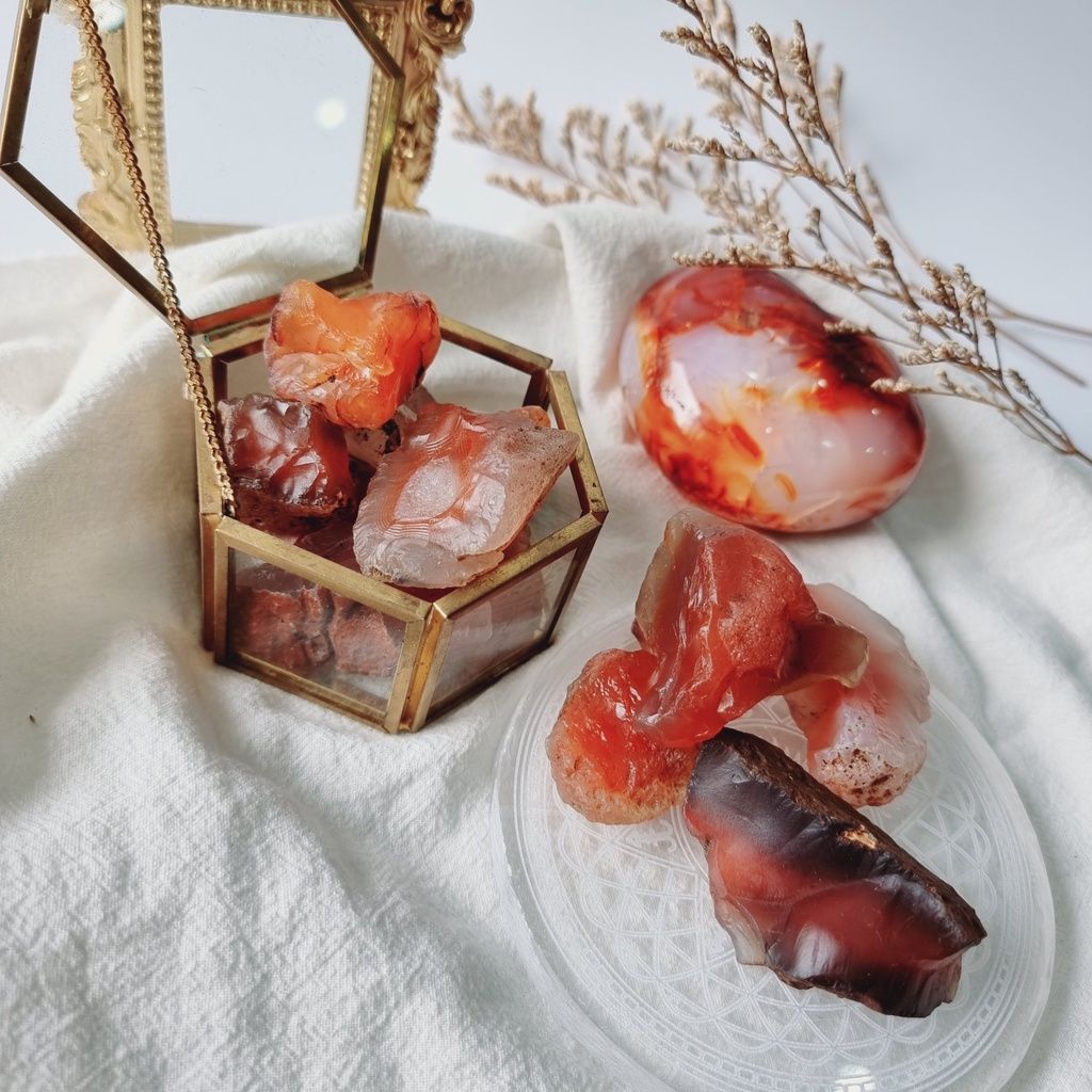 Viên đá thô mã não Carnelian (Carnelian Agate) đá thanh tẩy Tarot, Reiki, phong thủy, thiền định