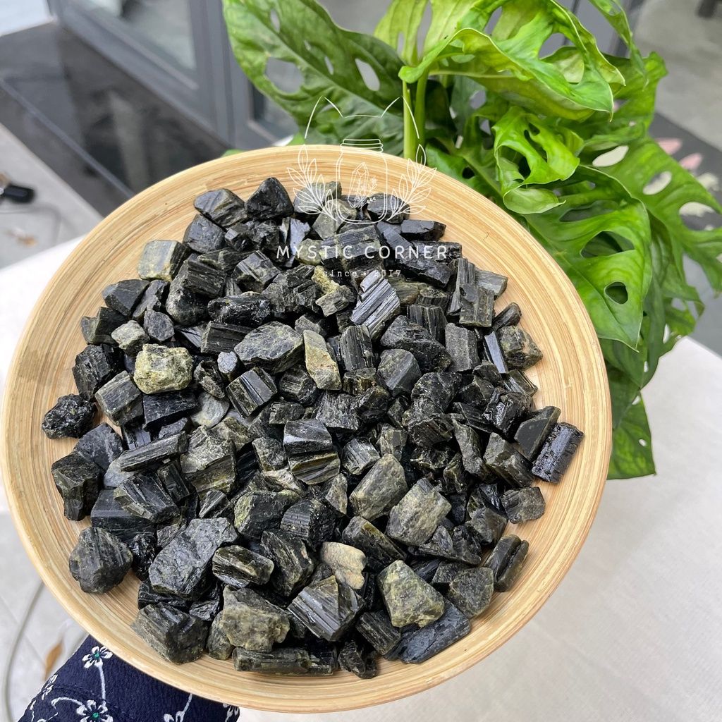 Đá thô Green Tourmaline chuyển hóa năng lượng tiêu cực, đá thanh tẩy, đá phong thủy, Reiki