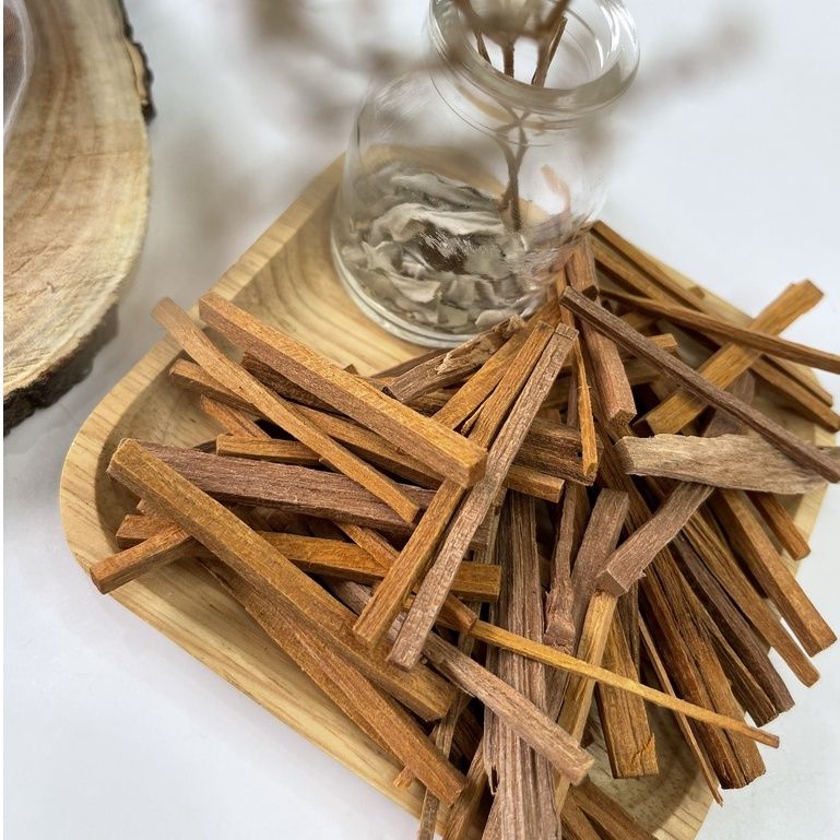 Gỗ đàn hương (Saldawood) thanh tẩy không gian, xông nhà, dùng trong phong thủy, bài Tarot, Reiki, healing, thiền định