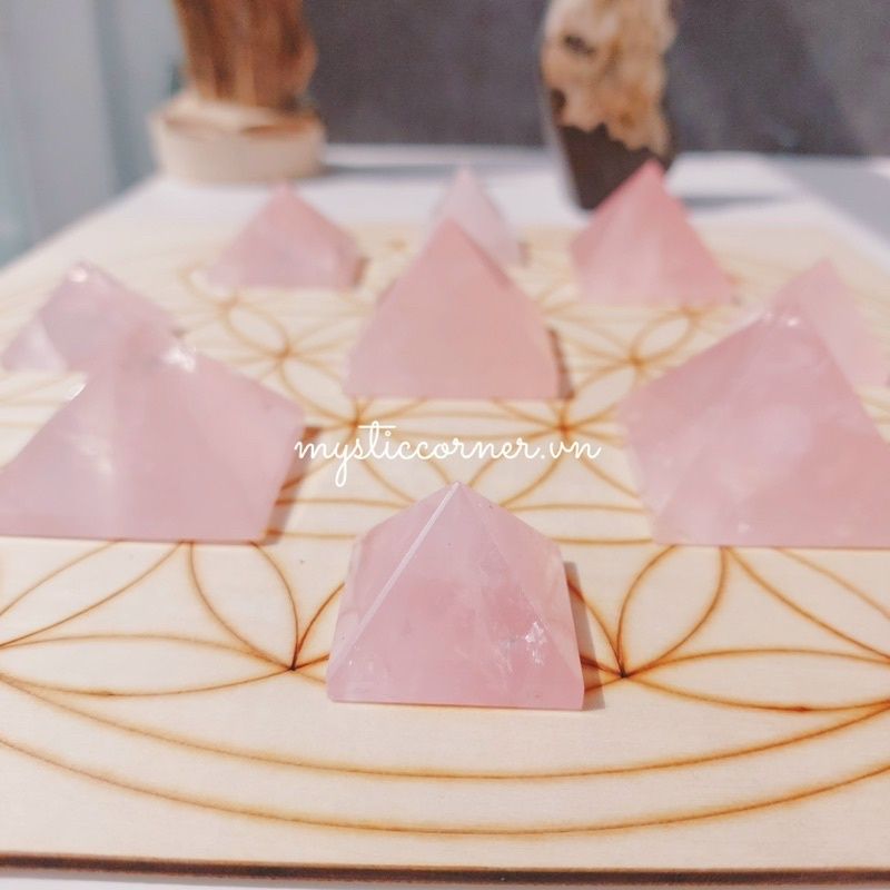 Kim tự tháp Thạch anh Hồng, đá thanh tẩy Tarot, đá phong thuỷ, Reiki
