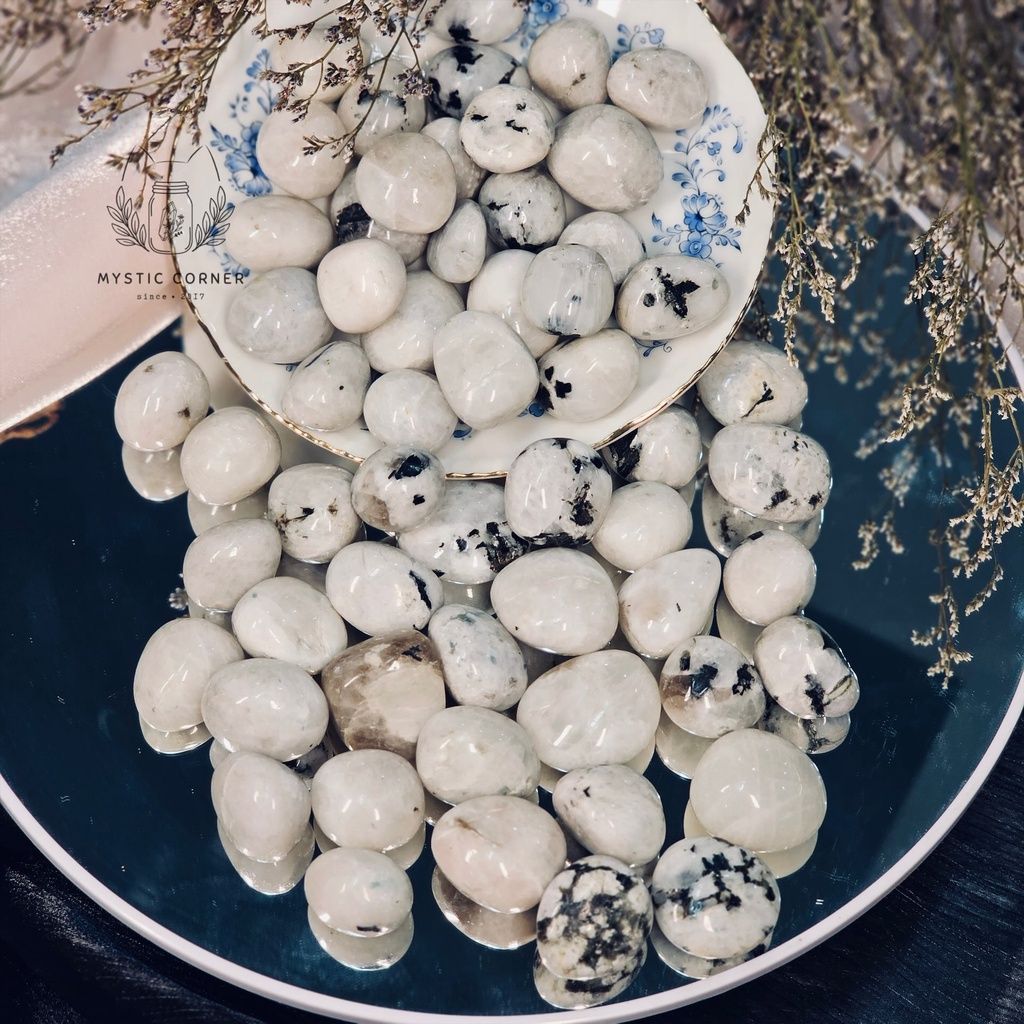Tumbled Rainbow Moonstone (Đá Mặt Trăng cầu vồng), đá thạch anh, đá thanh tẩy, phong thuỷ, reiki