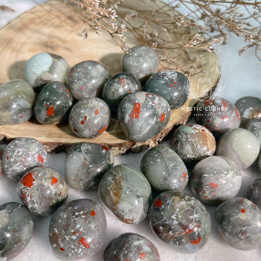 Viên tumbled đá Bloodstone (huyết ngọc) dùng trong Tarot, reiki, phong thủy, năng lượng