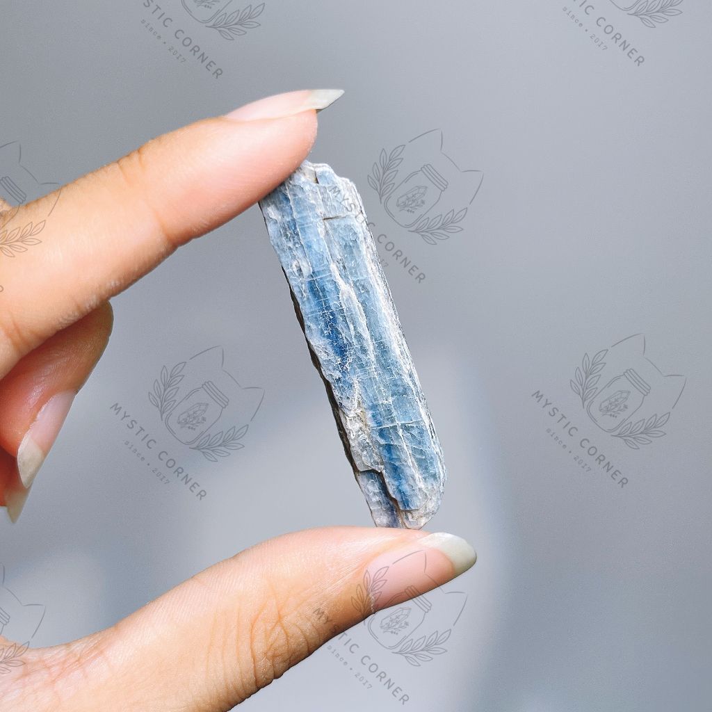 Thanh tinh thể Kyanite thô, đá thanh tẩy bài Tarot, đá phong thủy, thạch anh