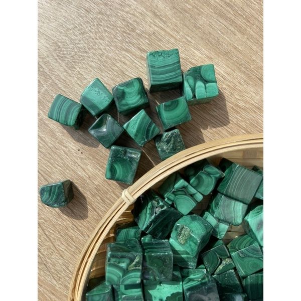 Viên đá thanh tẩy Malachite Tumbled (Đá Lông Công) tự nhiên dùng trong Tarot, Reiki, đá phong thủy