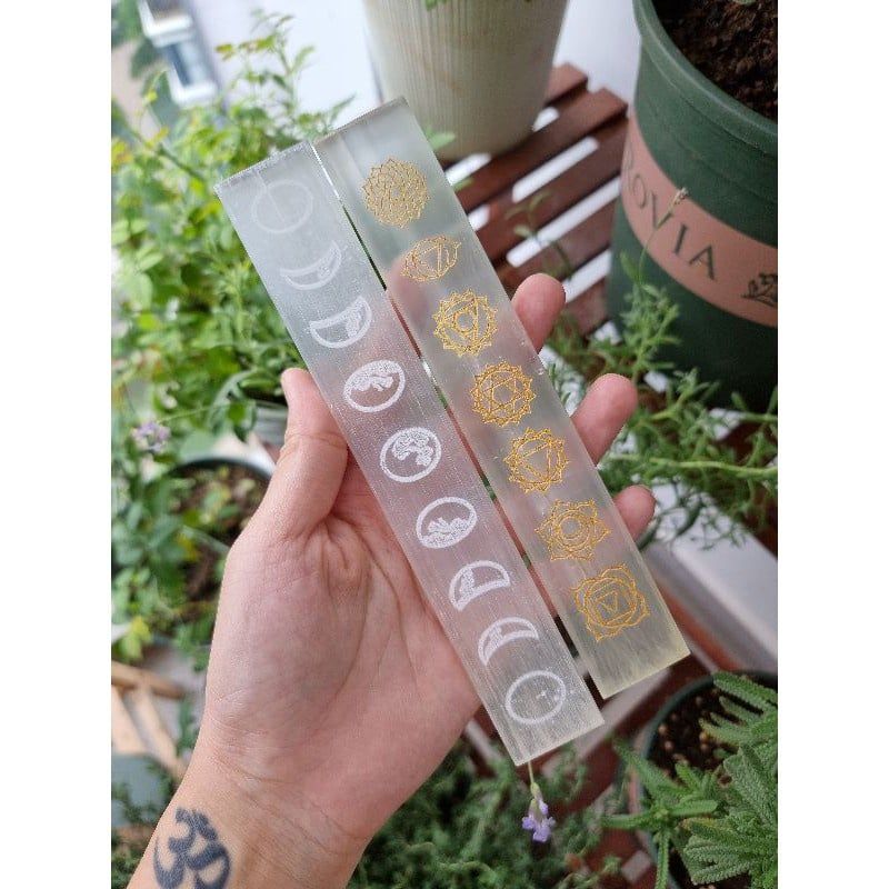 Thanh Selenite Moon Phase và 7 Chakra dùng sạc năng lượng và thanh tẩy