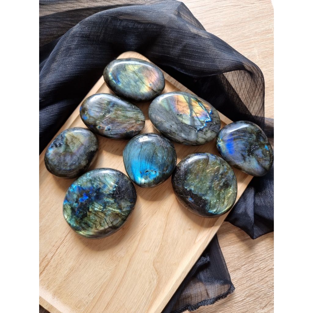 Viên đá Labradorite (Đá xà cừ - Hắc Nguyệt Quang) đá thanh tẩy Tarot, Reiki, đá thạch anh phong thủy