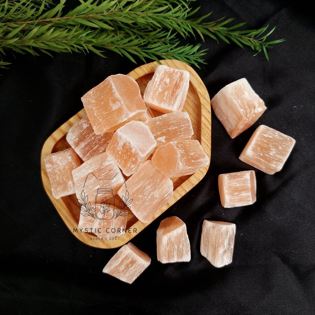 Đá thô thanh tẩy Selenite Cam (Orange Selenite)
