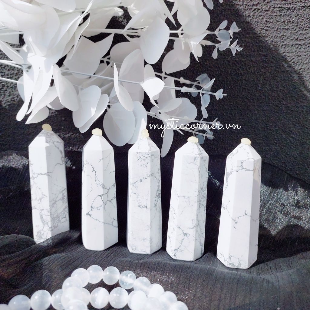 Trụ đá thanh tẩy Howlite trắng (đá Bạch Tùng)