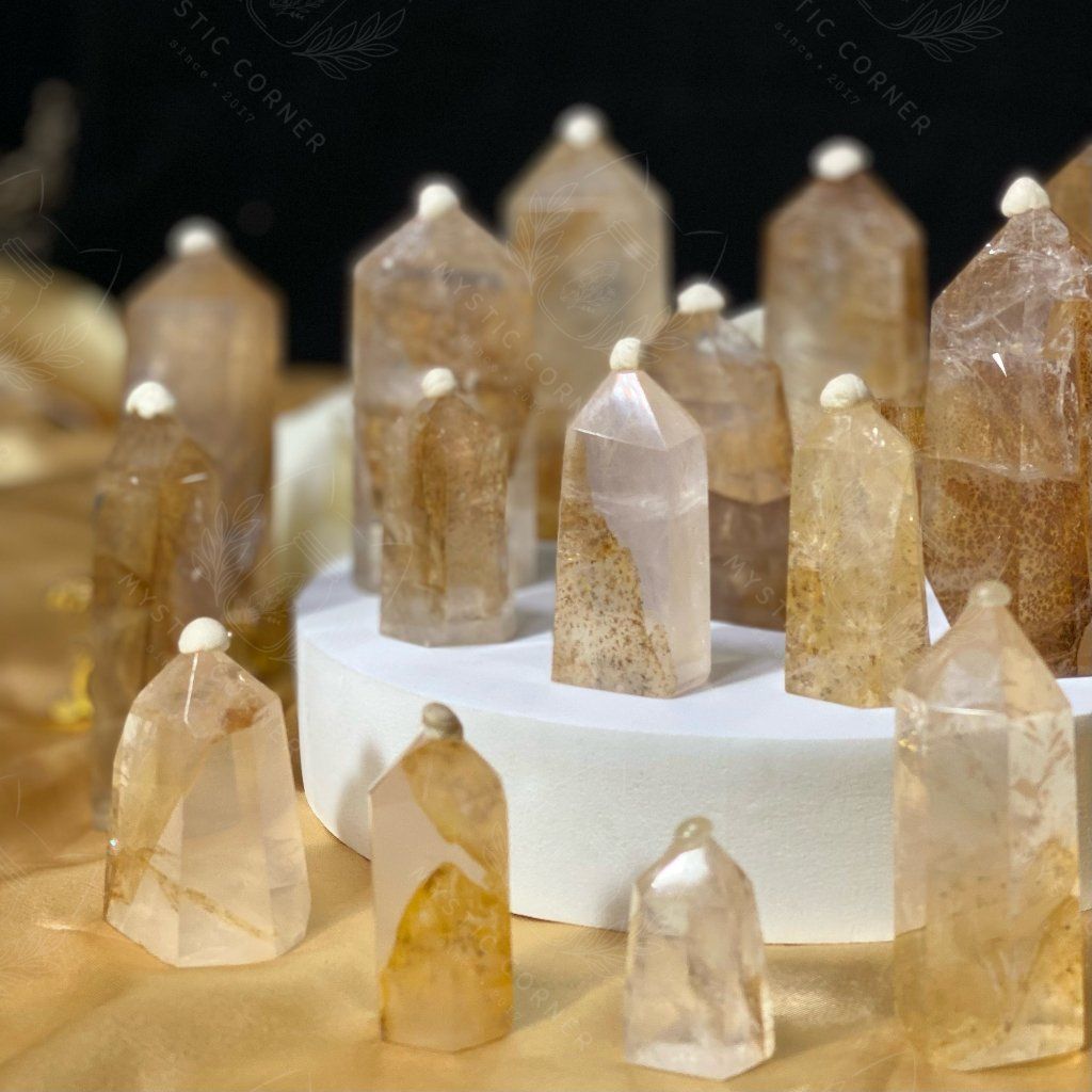 Trụ đá thạch anh Golden Healer Dendritic Quartz