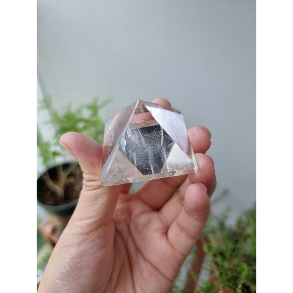 Kim tự tháp Thạch Anh Trắng (Clear Quartz)