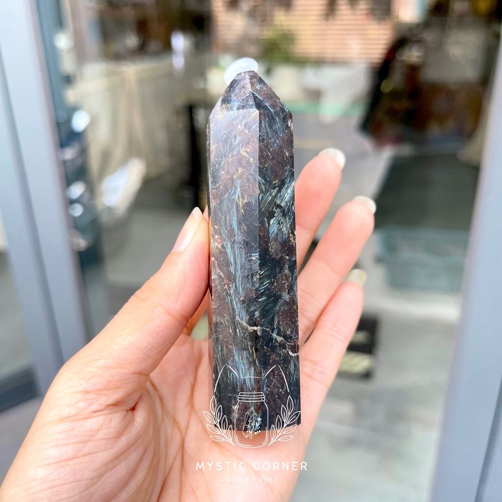 Trụ đá thanh tẩy Astrophyllite, đá thạch anh, đá năng lượng dùng trong Tarot, Phong Thủy, Reiki