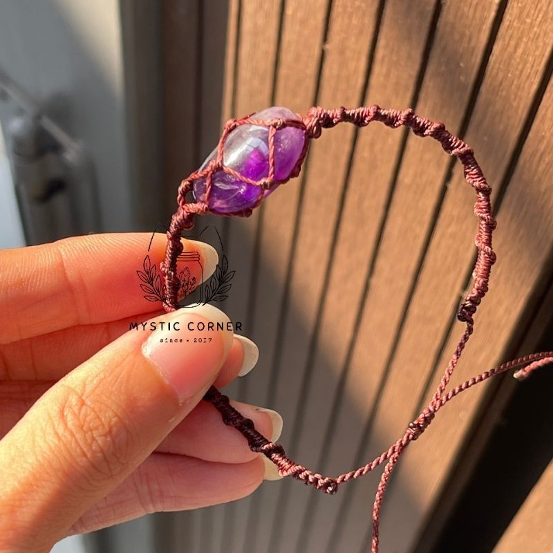 Vòng tay macrame tumbled thạch anh Tím (Amethyst), đá bảo vệ, tăng cường trực giác