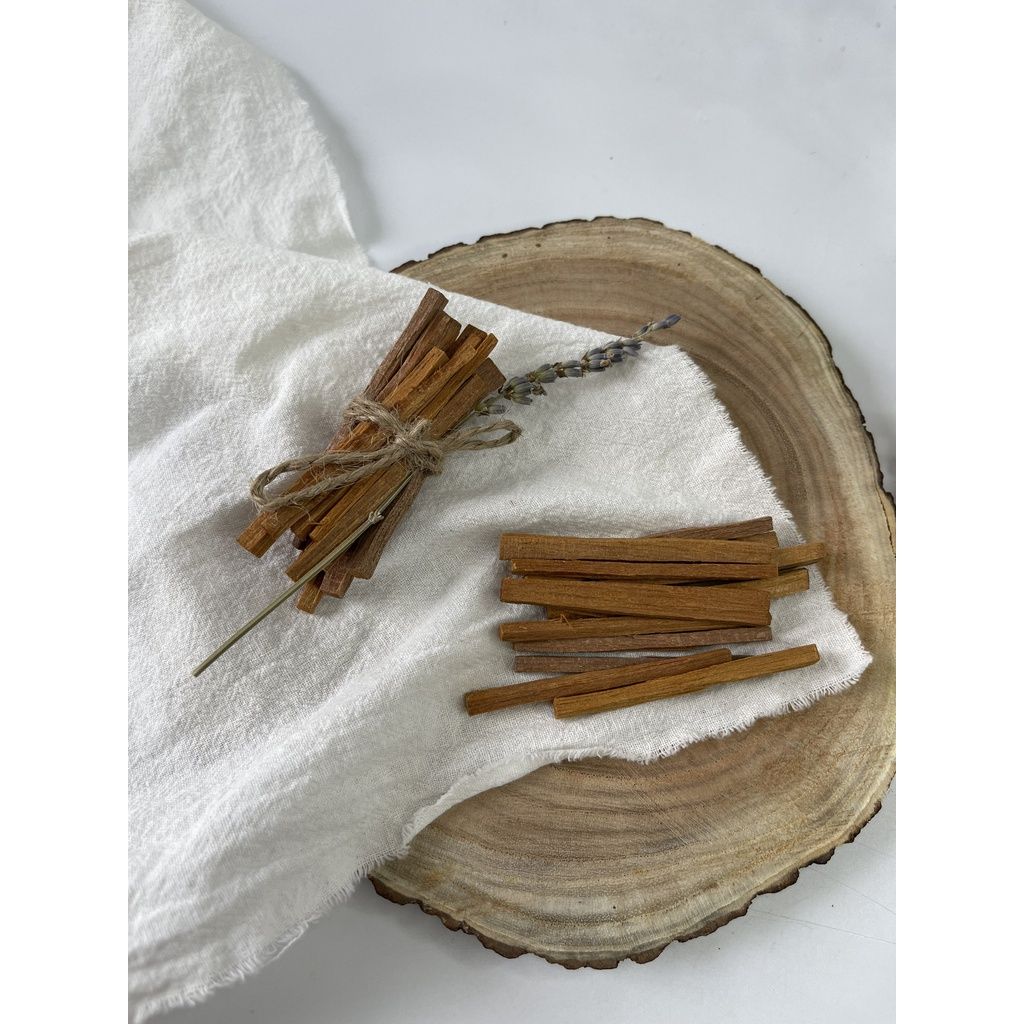 Gỗ đàn hương (Saldawood) thanh tẩy không gian, xông nhà, dùng trong phong thủy, bài Tarot, Reiki, healing, thiền định
