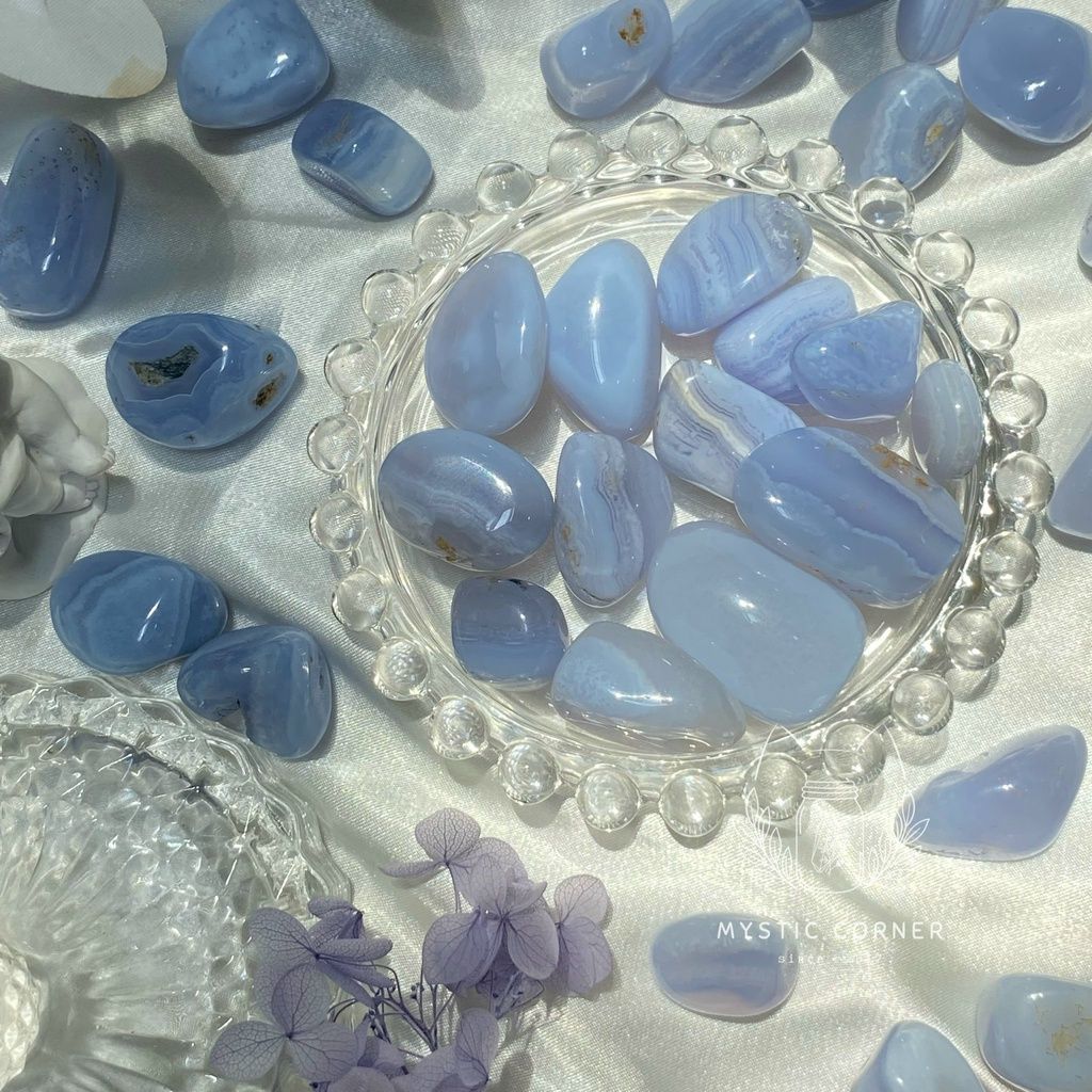 Tumbled Blue Lace (Viên đá Mã Não Ren), đá hỗ trợ luân xa 5, đá thạch anh, đá thanh tẩy, đá phong thuỷ