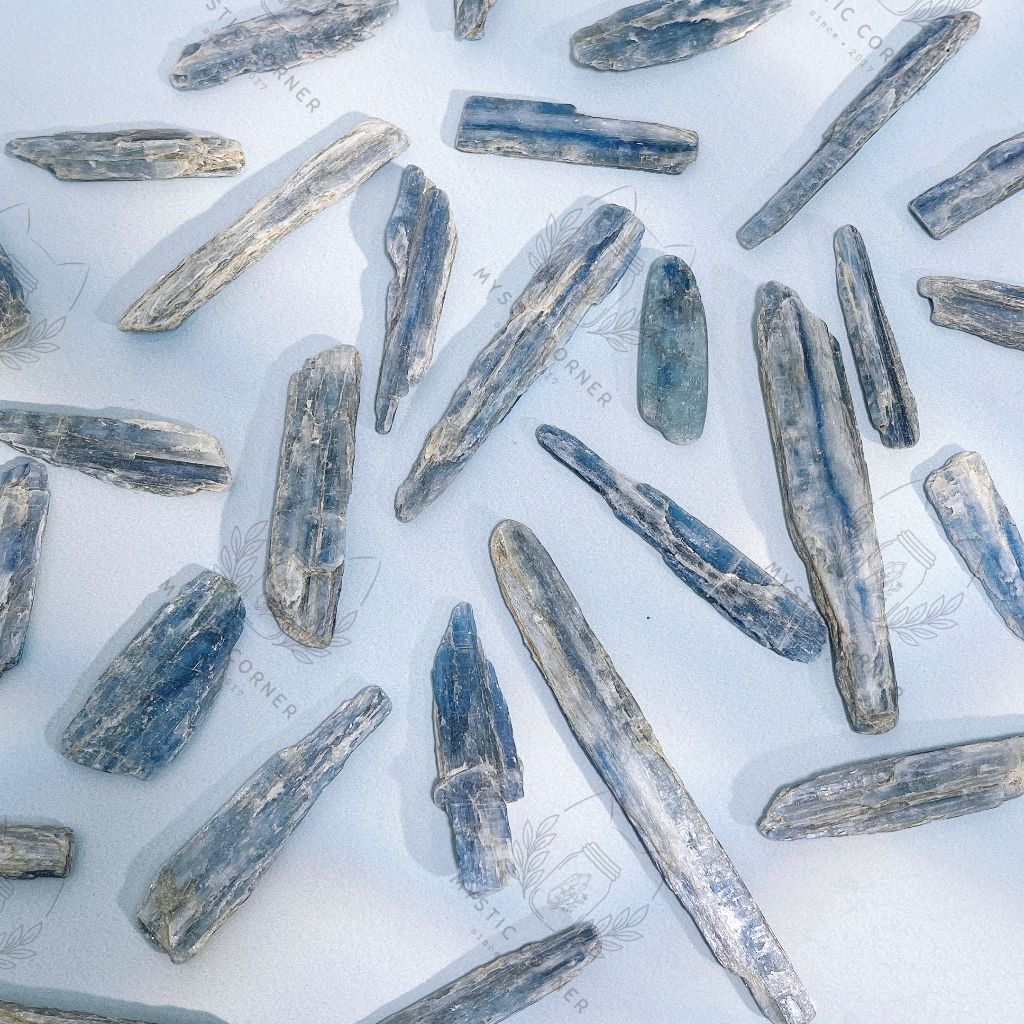 Thanh tinh thể Kyanite thô, đá thanh tẩy bài Tarot, đá phong thủy, thạch anh