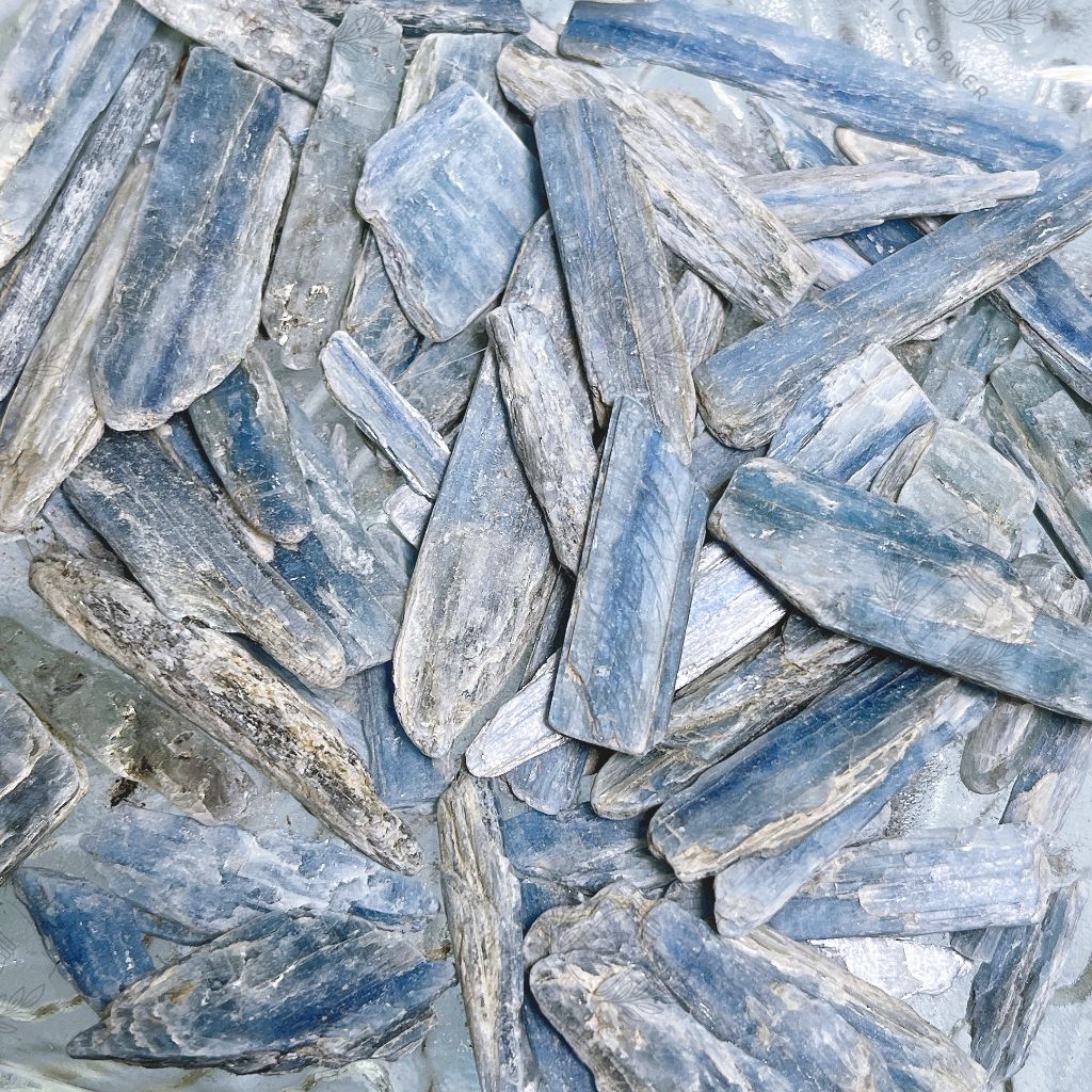 Thanh tinh thể Kyanite thô, đá thanh tẩy bài Tarot, đá phong thủy, thạch anh