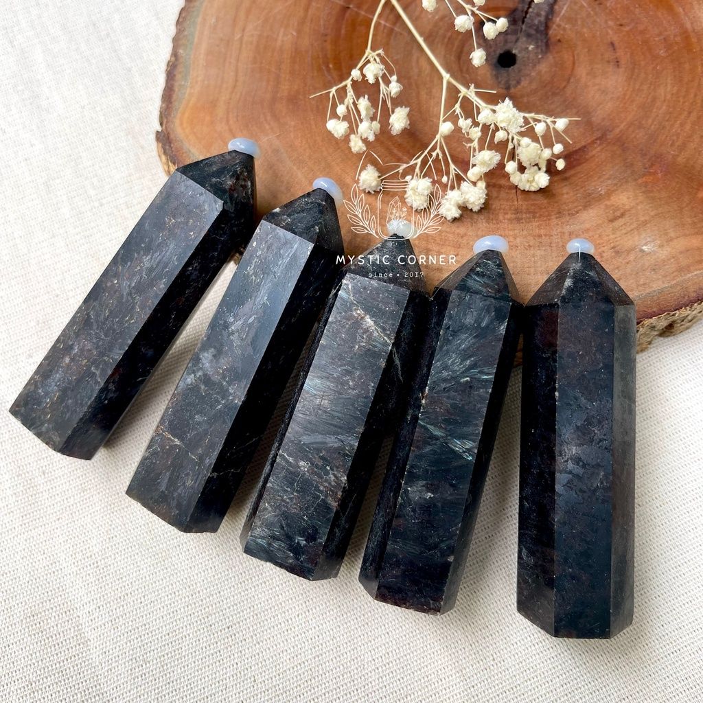 Trụ đá thanh tẩy Astrophyllite, đá thạch anh, đá năng lượng dùng trong Tarot, Phong Thủy, Reiki